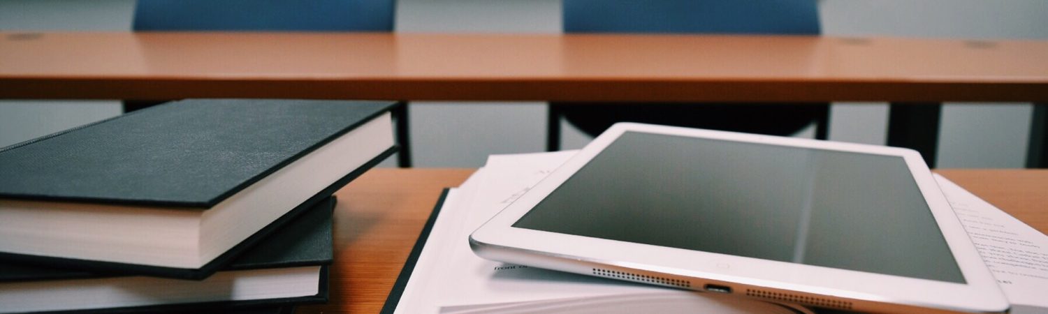 VUC, uddannelse, skole, studie, bøger, lære, læring, læse, ipad, teknologi, bog, bøger, læse