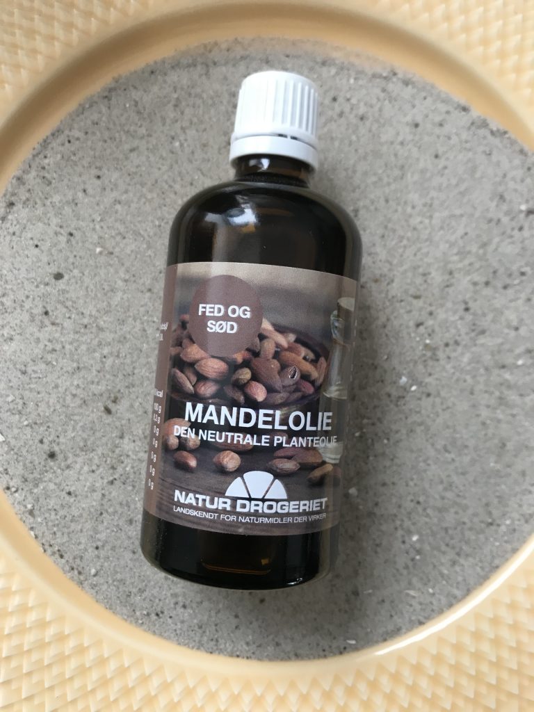 mandelolie naturdrogeriet(Foto: MY DAILY SPACE)