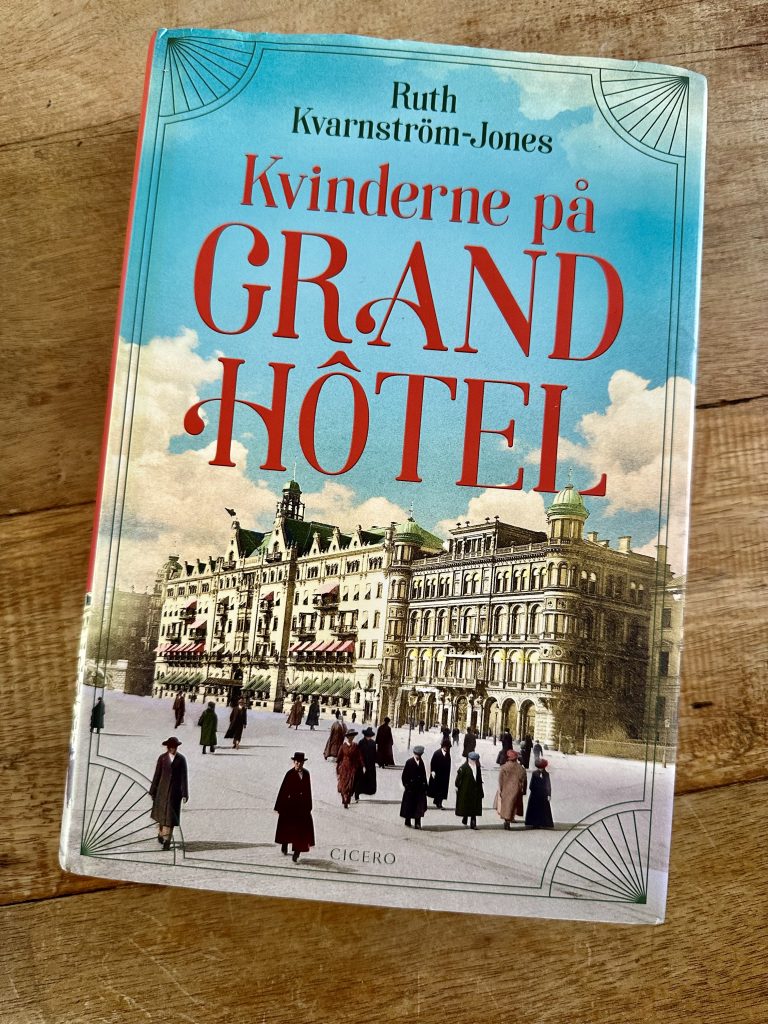 bog kvinderne på grand hotel ruth kvarnström-jones
