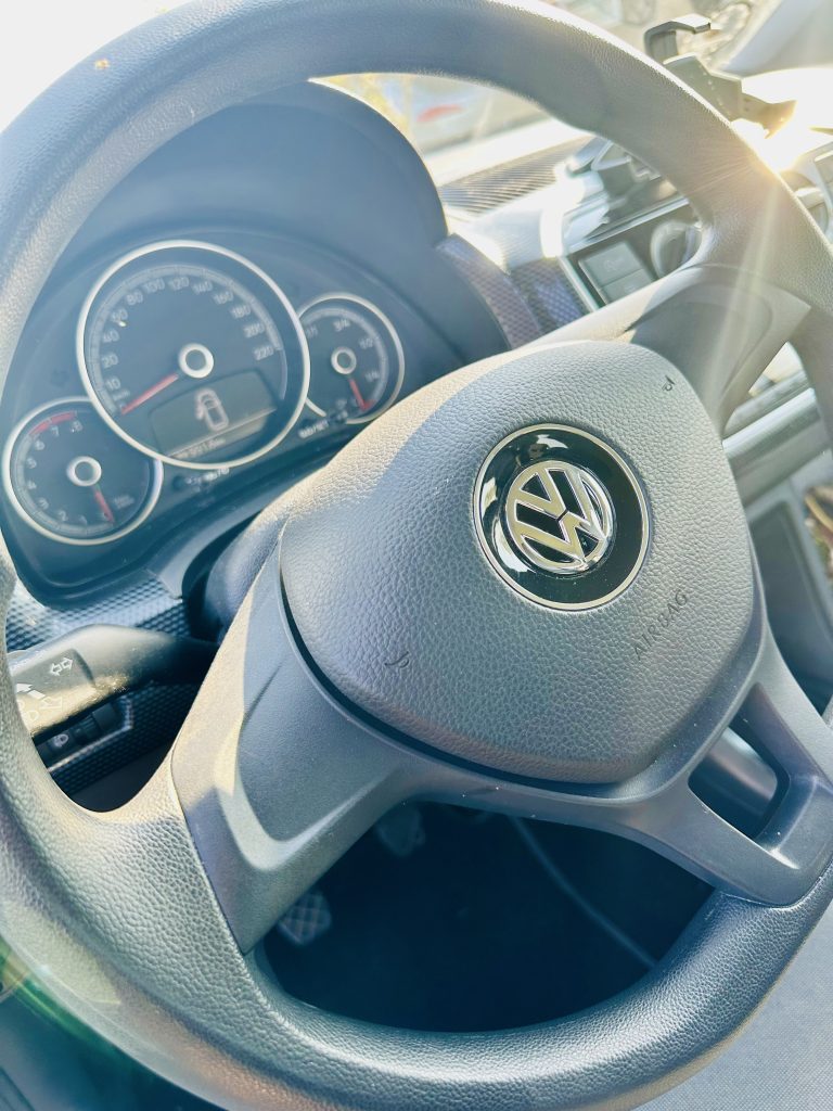 up vw rat bilrat instrumentbræt