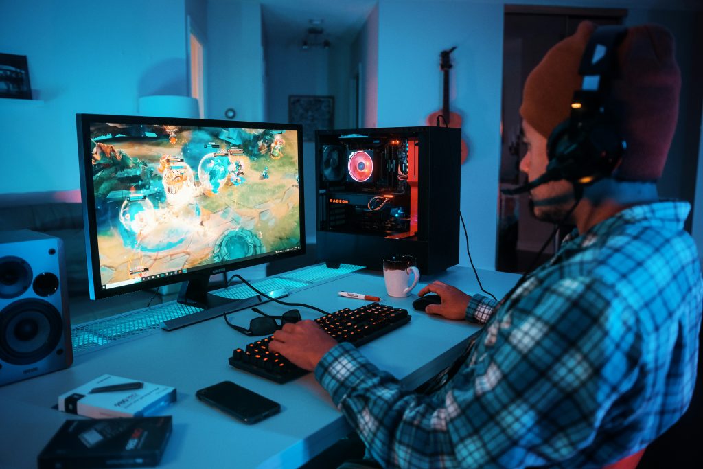 gamer gaming computer