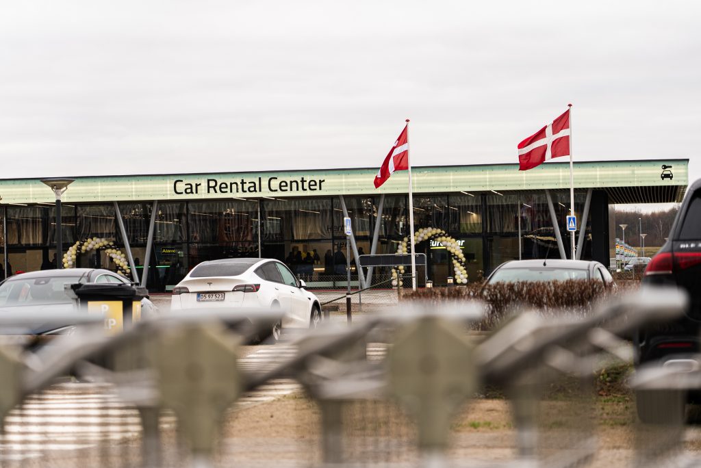 car park rental billud lufthavn