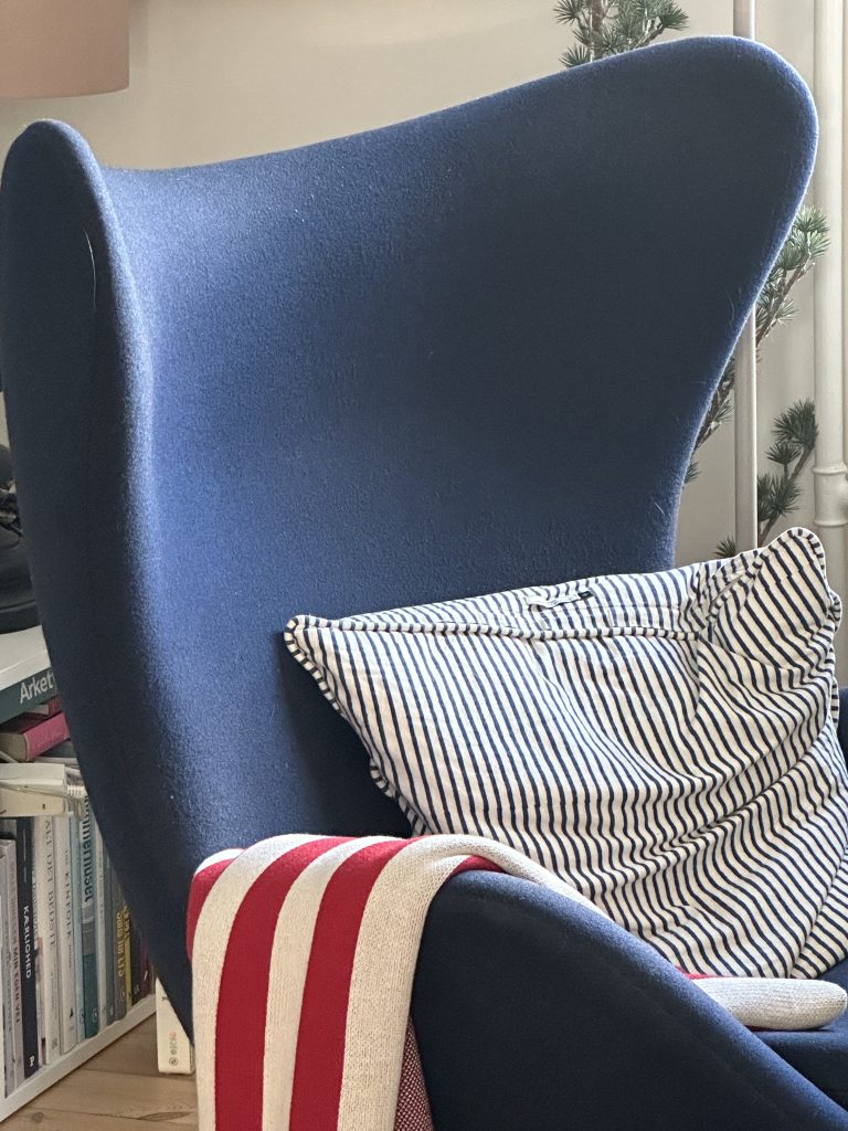 ægget fritz hansen kopivare designermøbler lænesgtol